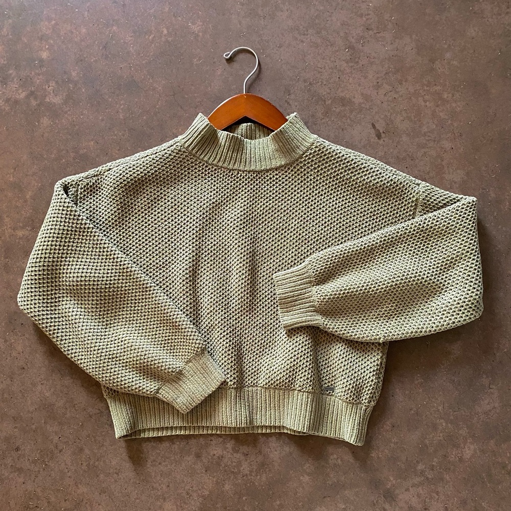 Hollister Mockneck Knitted Waffle Sweater - Pale Sage Green